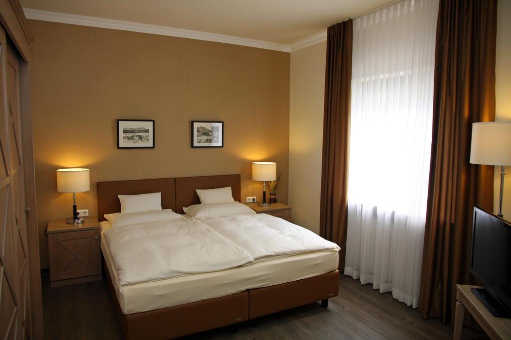 Hotel Seipel Leimen  Bagian luar foto