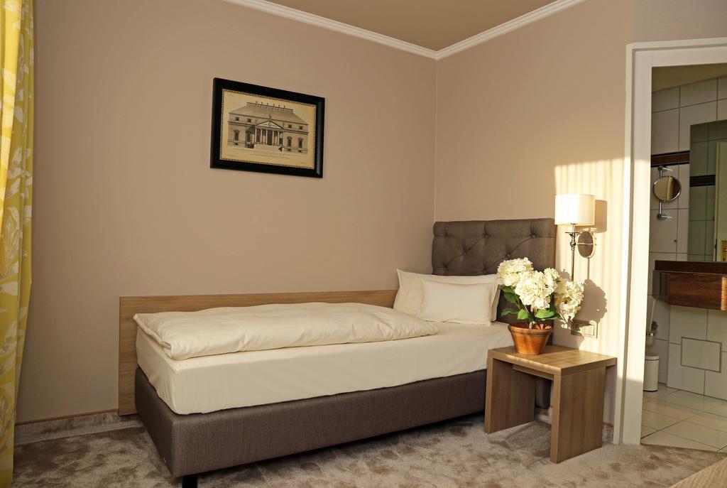 Hotel Seipel Leimen  Bagian luar foto